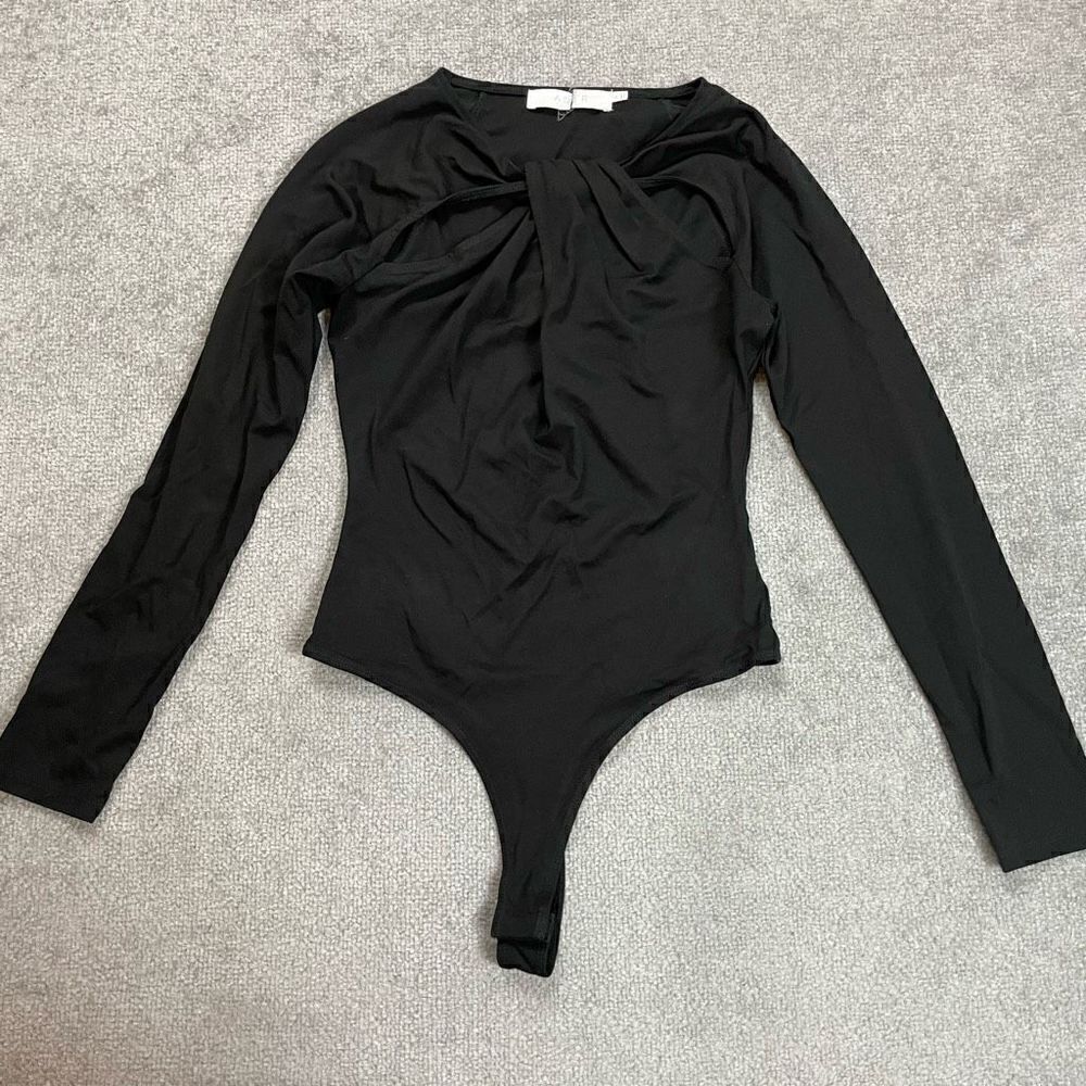 ASTR The Label Women Size S Twist Cutout Bodysuit Black Long Sleeve Keyhole NWOT